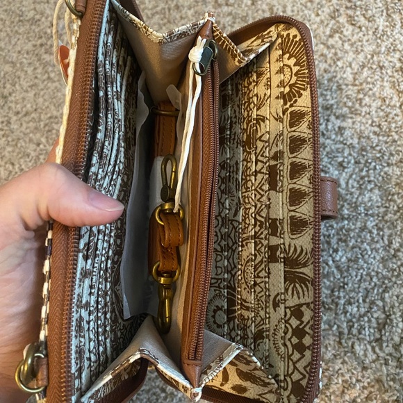 The sak cell phone crossbody - Picture 3 of 3